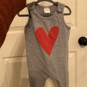 Hanna Andersson Gray Romper with Red Accent 12-18 months